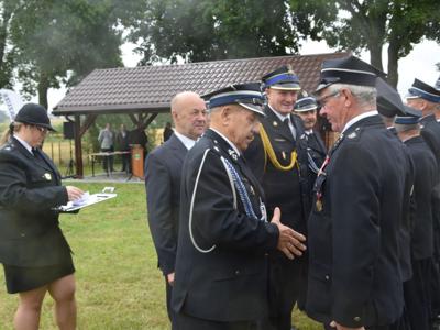 uroczystość przyjęcia samochodu