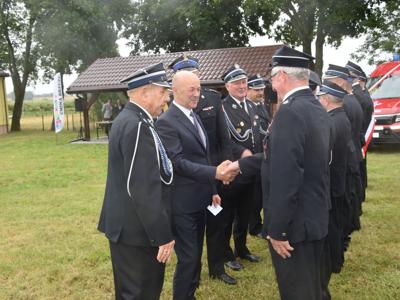 uroczystość przyjęcia samochodu