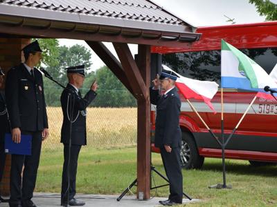 uroczystość przyjęcia samochodu