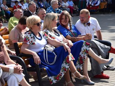 przegląd zespołów ludowych w Ugoszczu