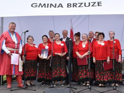 przegląd zespołów ludowych w Ugoszczu