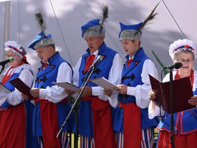 przegląd zespołów ludowych w Ugoszczu