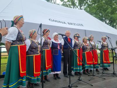 przegląd zespołów ludowych w Ugoszczu