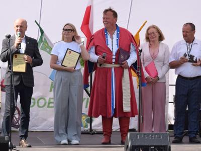 przegląd zespołów ludowych w Ugoszczu