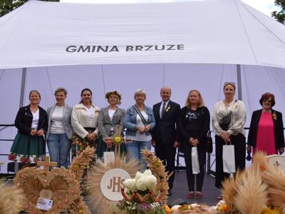 Dożynki Gminne w Trąbinie gmina Brzuze