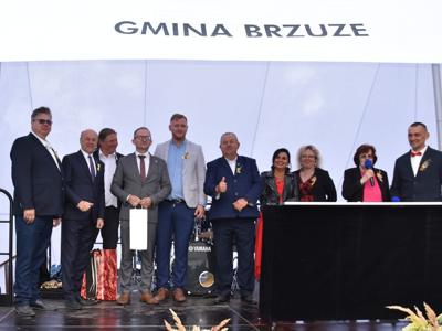 Dożynki Gminne w Trąbinie gmina Brzuze