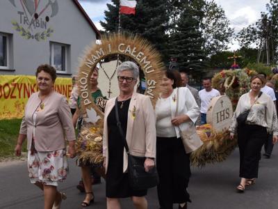 Dożynki Gminne w Trąbinie gmina Brzuze