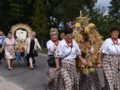 Dożynki Gminne w Trąbinie gmina Brzuze