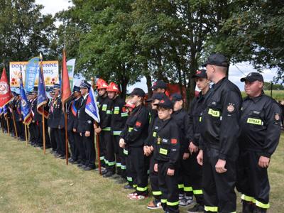 Dożynki Gminne w Trąbinie gmina Brzuze