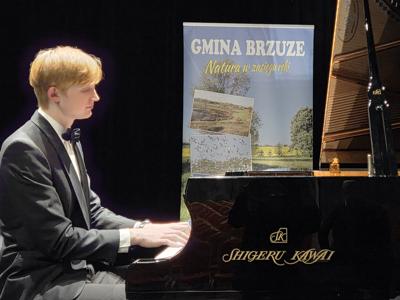 Koncert fortepianowy w Ostrowitem