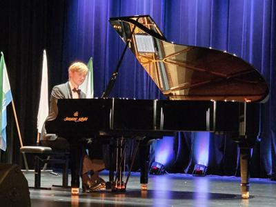 Koncert fortepianowy w Ostrowitem