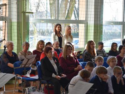 obchody Święta Niepodległości w ZS-P w Ostrowitem