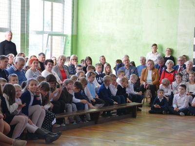 obchody Święta Niepodległości w ZS-P w Ostrowitem