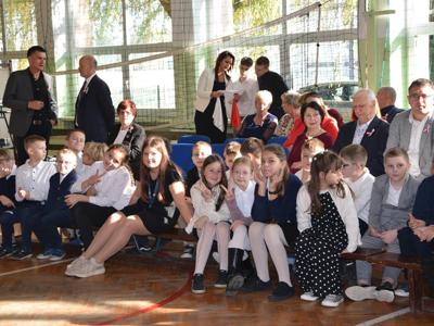 obchody Święta Niepodległości w ZS-P w Ostrowitem