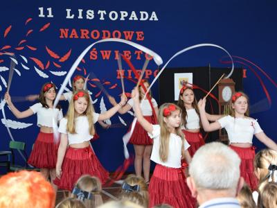 obchody Święta Niepodległości w ZS-P w Ostrowitem