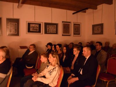 Śpiew w blasku świec