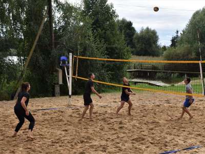  	Sand Beach w Brzuzem