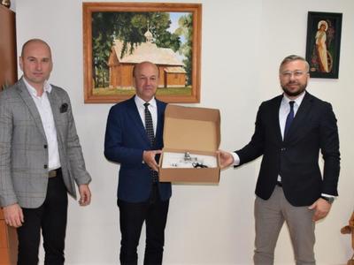 Sensor powietrza w Brzuzem