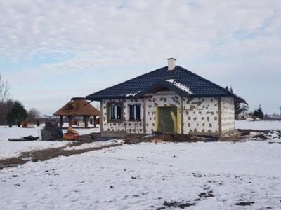 Zimowe prace w kleszczyńskiej świetlicy