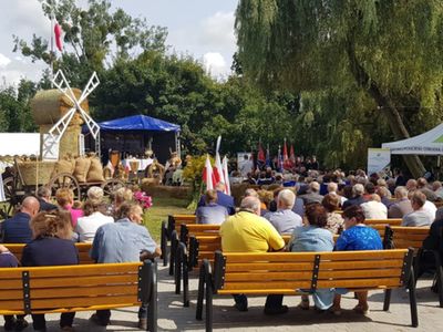 XXII Dożynki Gminne w Brzuzem