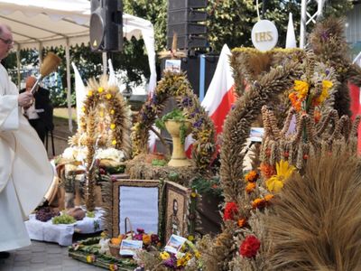 XXII Dożynki Gminne w Brzuzem