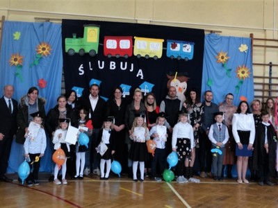 Ślubowanie uczniów klas pierwszych