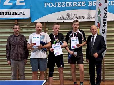 Zawody w tenisie stołowym