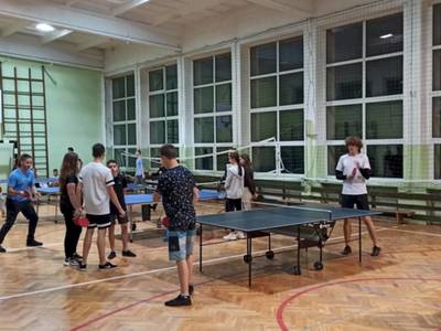 Zawody w tenisie stołowym