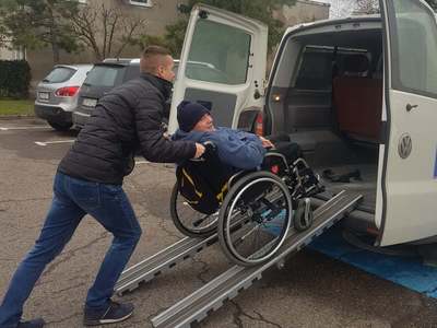 Asystent osób niepełnosprawnych