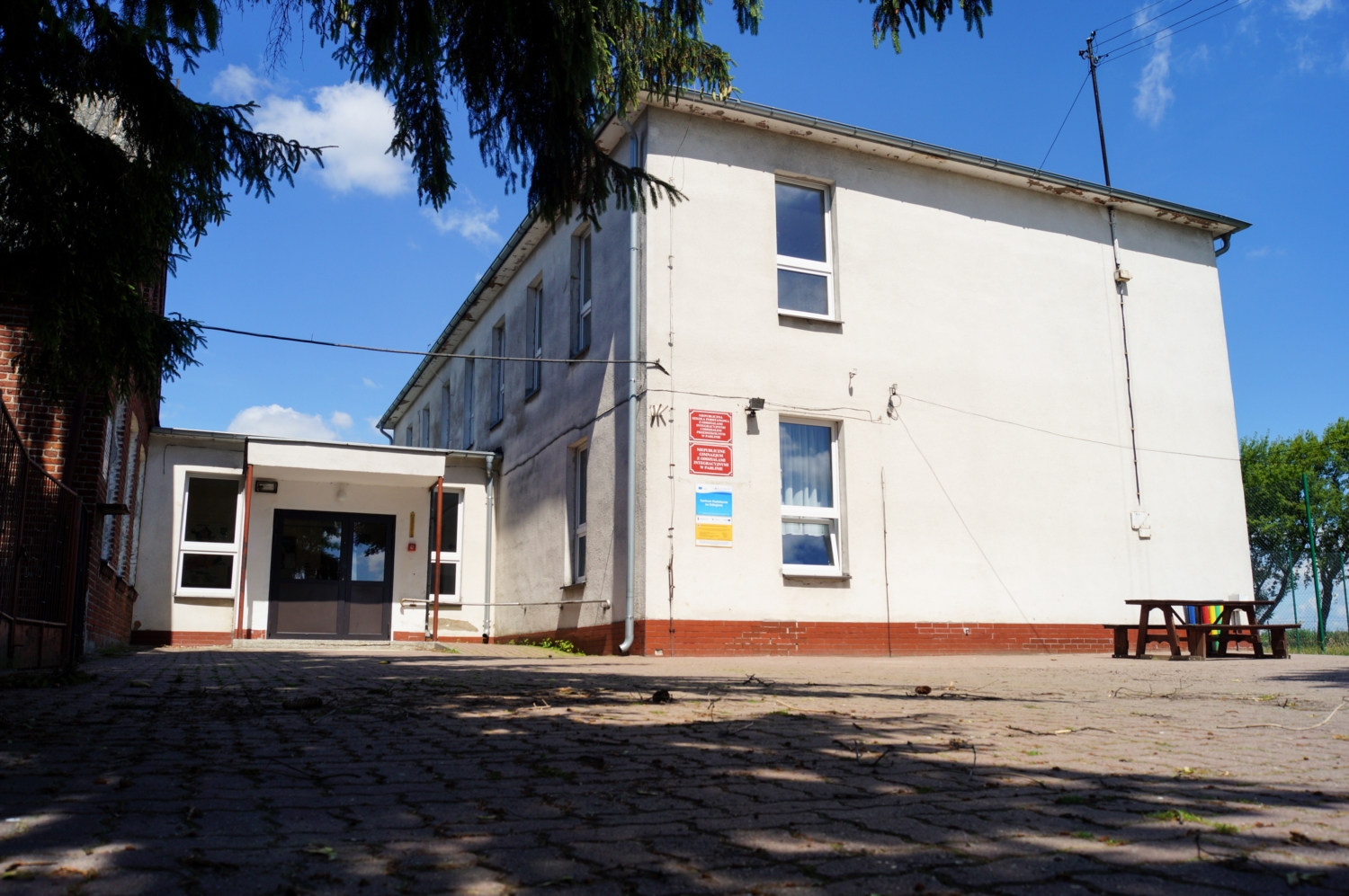 Niepubliczna Szkoła Podstawowa w Parlinie