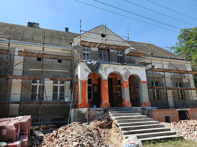 Zdjęcie dworku.