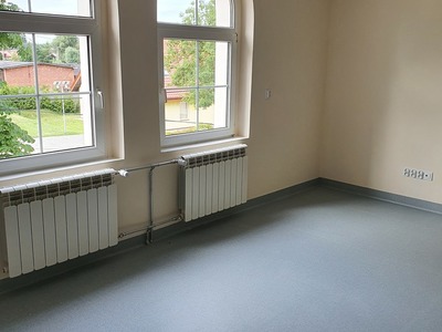 zdjęcie budynku przedszkola po remoncie.