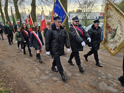 Zdjęcie z uroczystości 11 listopada 2023r. w Dąbrowie.