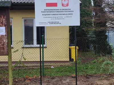 Zdjęcie nowo odbudowanej drogi w Szczepanowie.