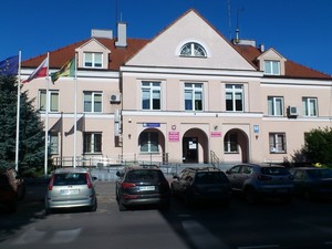 Budynek Starostwa przy ul 3 Maja 68 1 [300x225]