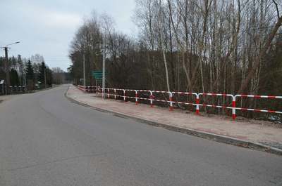 Chodnik przy drodze relacji Kańkowo Zawisty Podleśne [400x265]
