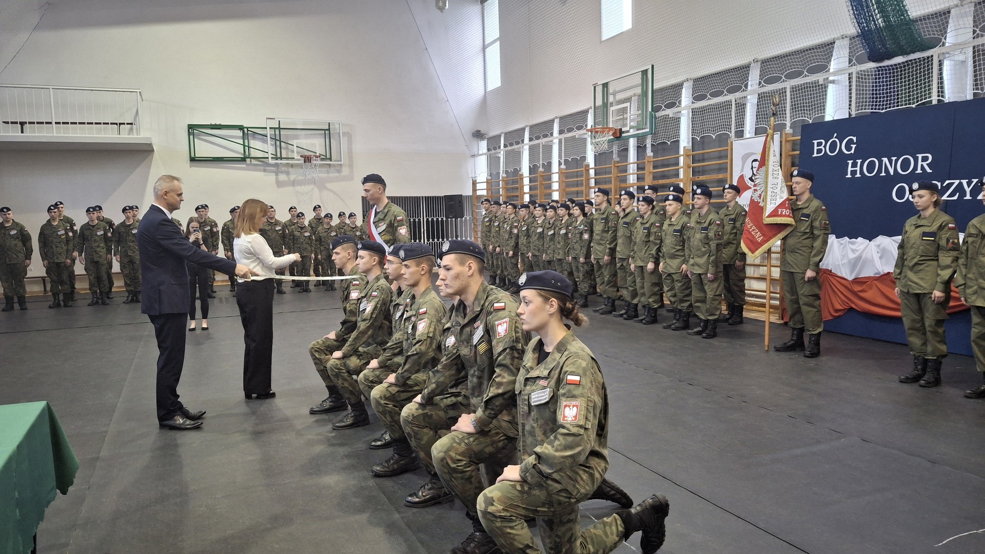 Ślubowanie klasy mundurowej w "Rubinku"