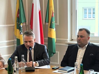 XII Sesja Rady Powiatu w Ostrowi Mazowieckiej