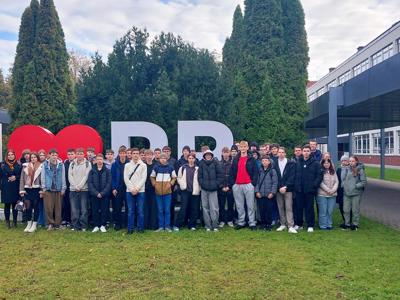 Uczniowie Zespołu Szkół Nr 2 w Ostrowi Mazowieckiej na wizycie edukacyjnej w Politechnice Białostockiej