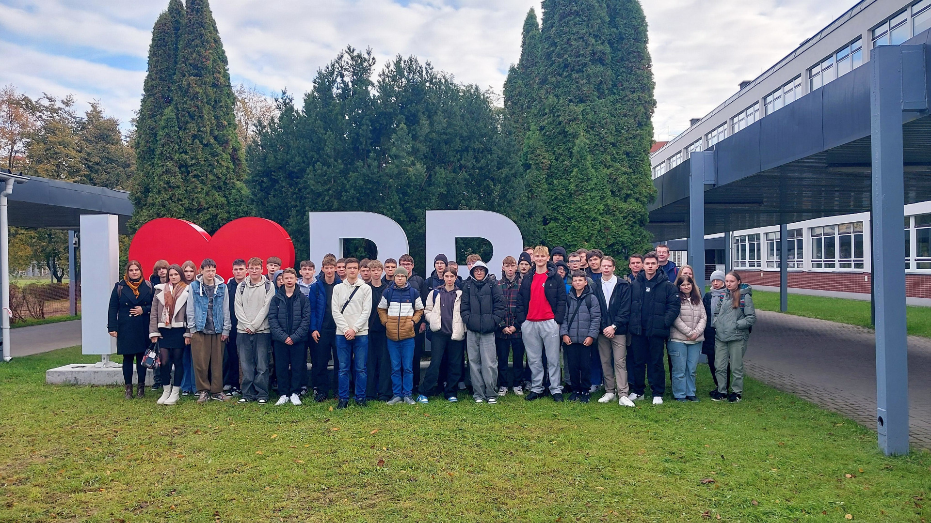 Uczniowie Zespołu Szkół Nr 2 w Ostrowi Mazowieckiej na wizycie edukacyjnej w Politechnice Białostockiej