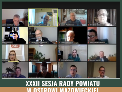 Radni Rady Powiatu podczas obrad