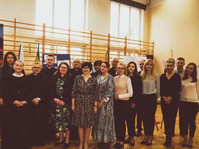 wspólne zdjęcie uczestników konferencji