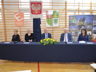 Władze Powiatu Ostrowskiego 