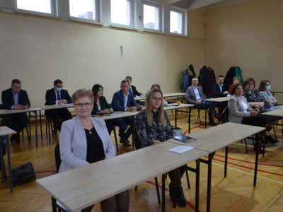 Uczestniczący w spotkaniu przedstawiciele Miast i Gmin  z terenu Powiatu Ostrowskiego 