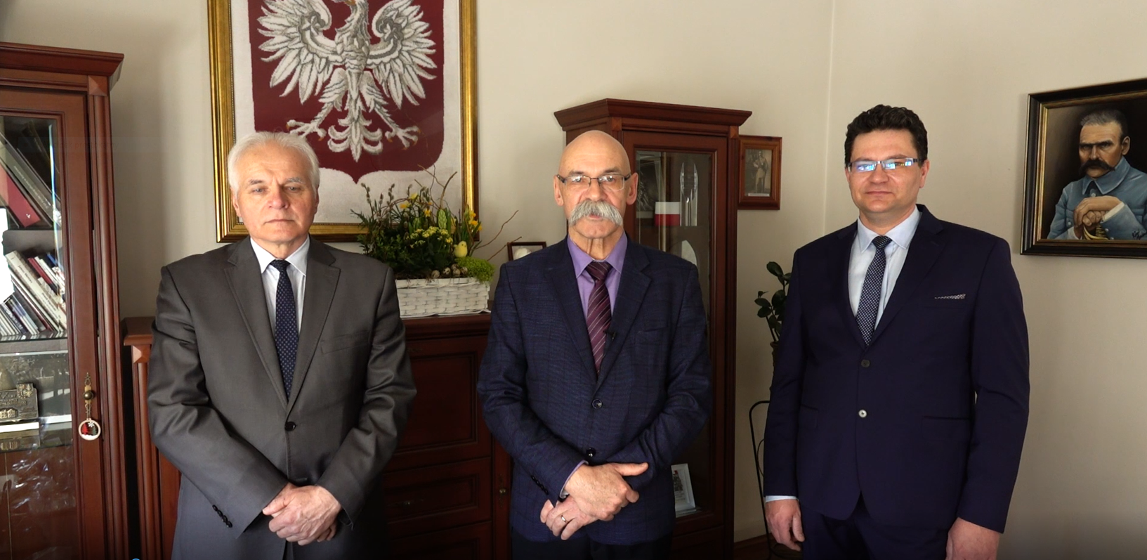 Wicestarosta Józef Rostkowski, Starosta Ostrowski Zbigniew Chrupek, Członek Zarządu Powiatu Grzegorz Zbigniew Nadratowski