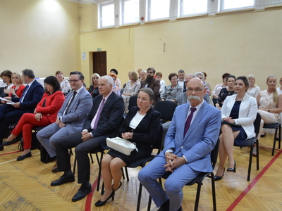 uczestnicy uroczystości