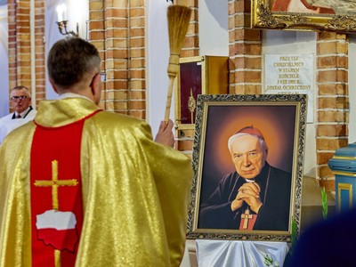 Poświęcenie obrazu Bł. Kard. Wyszyńskiego 
