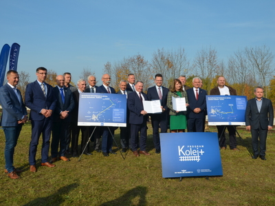 Podpisanie umów na realizację projektów z Rządowego Programu Uzupełniania Lokalnej i Regionalnej Infrastruktury Kolejowej Kolej Plus