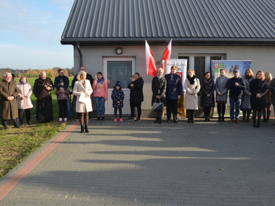 Zgromadzeni na uroczystości goście 