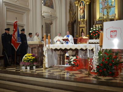  Uroczysta msza święta za ojczyznę 